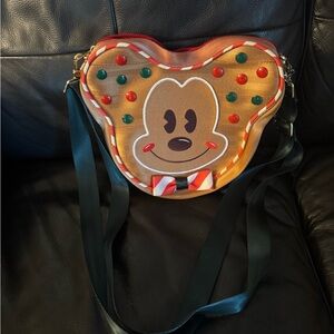 Harvey’s x Mickey Gingerbread Christmas crossbody/backpack🎄